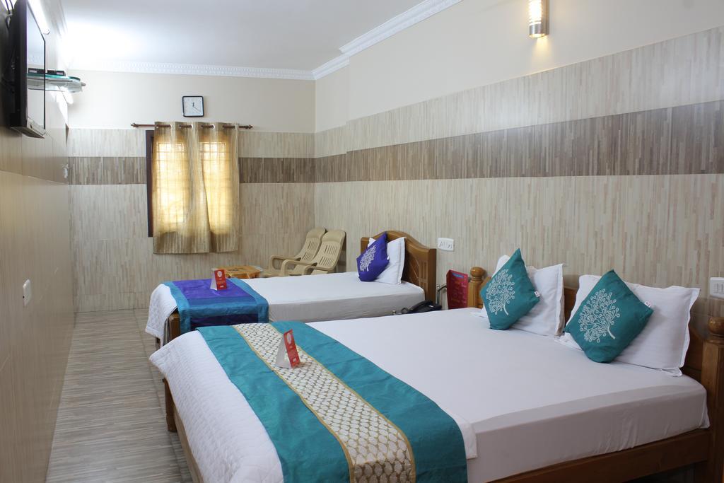 R B Residency Hotel Chennai Exterior foto